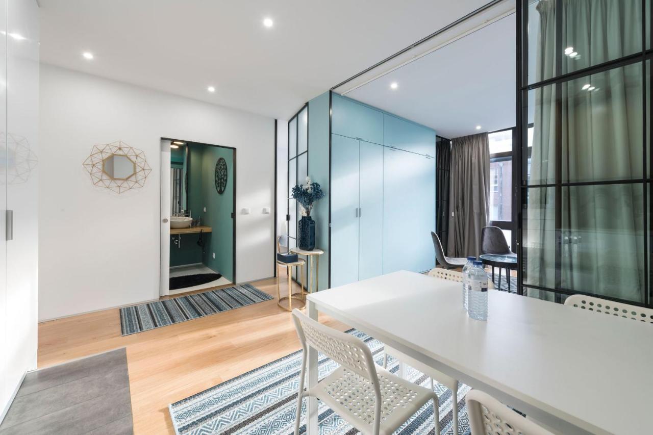 Lovelystay - Wohaza Apartment With Free Private Parking OOporto Exteriör bild