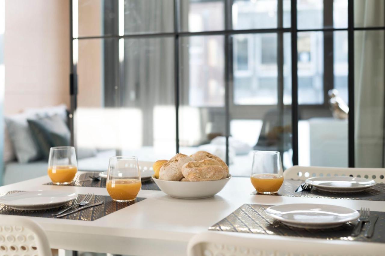 Lovelystay - Wohaza Apartment With Free Private Parking OOporto Exteriör bild